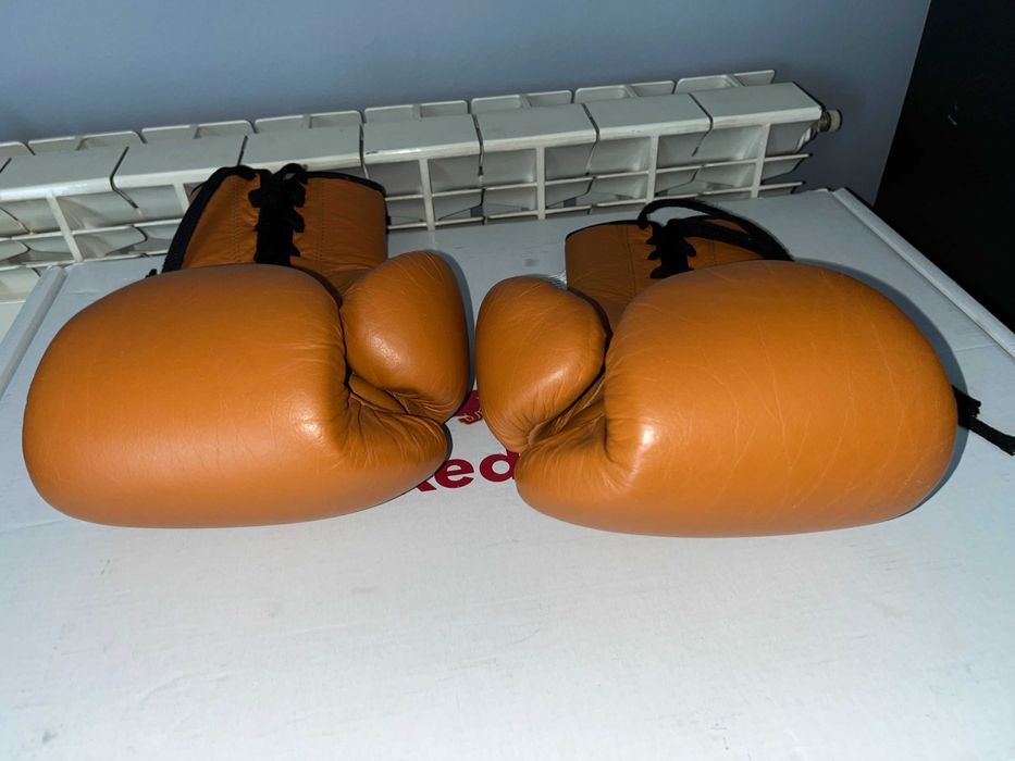 Rękawice bokserskie Century