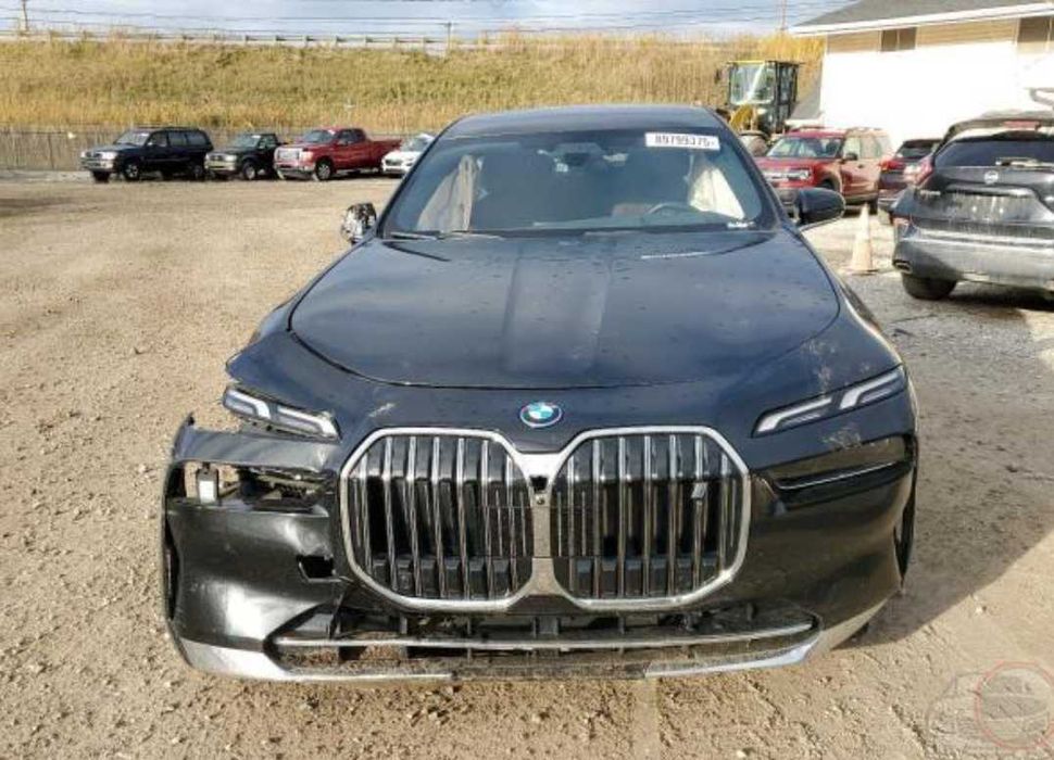 Разборка BMW I7 G70 бампер капот крыло фара крышка фонарь подвеска БМВ