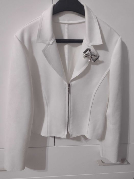 Sprzedam żakiecik dla dziewczynek bliźniaczek