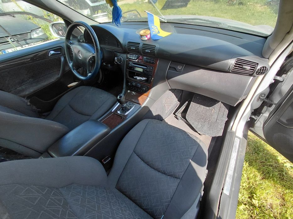 Мерс w203  c 220 дизель