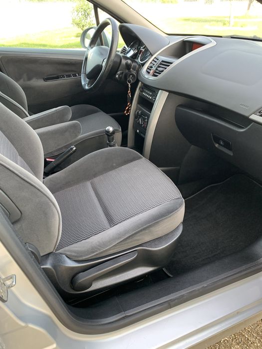 Peugeot 207 // AC// ISOFIX