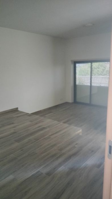 Andar de Moradia T3 para alugar