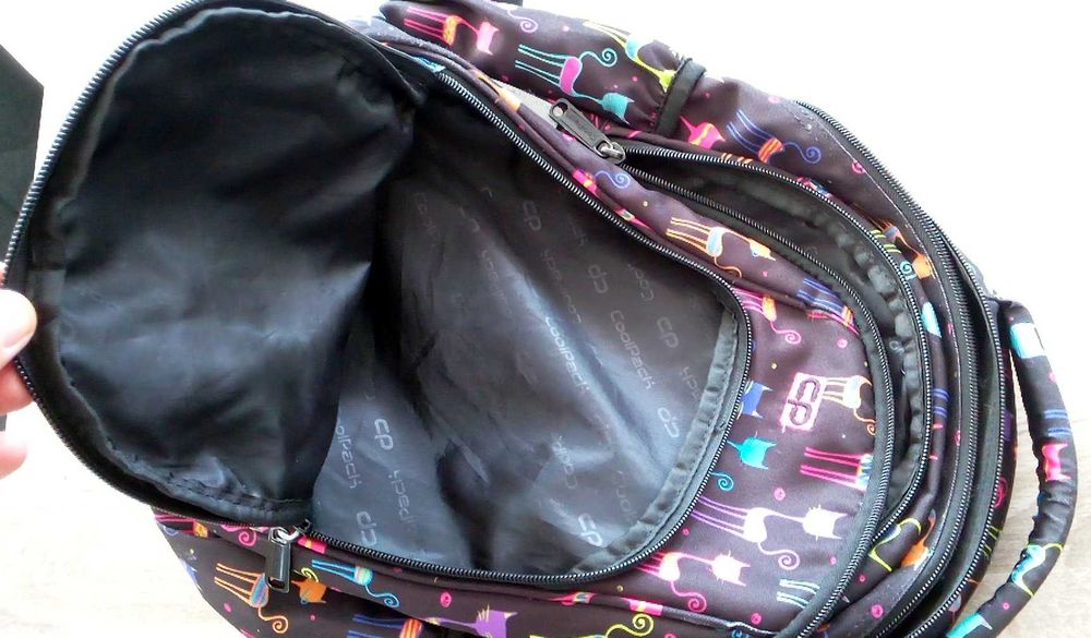 plecak firmy Coolpack z kotami
