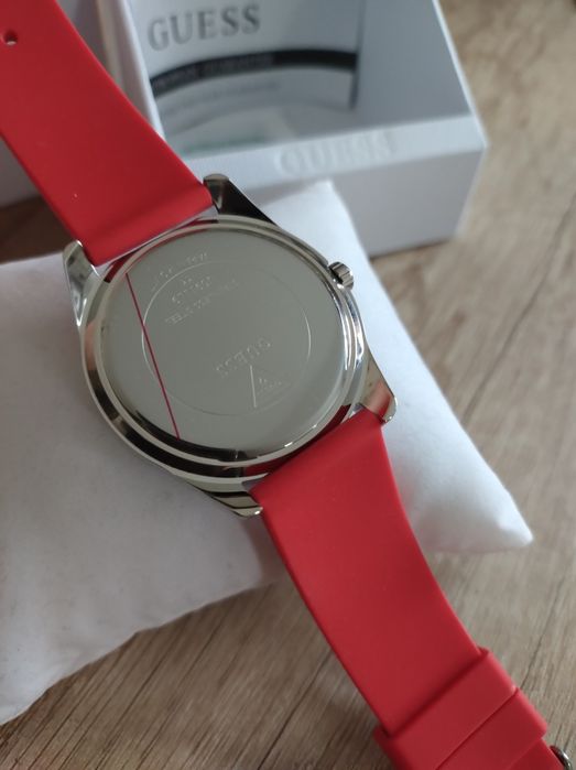 Zegarek    Guess