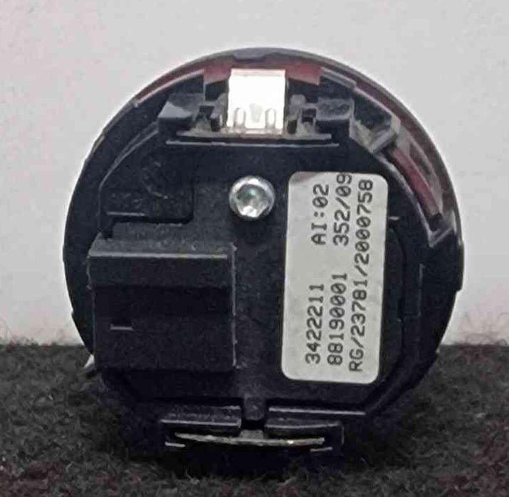 Botão / Interruptor 4 Piscas MINI MINI (R56) ano 2014