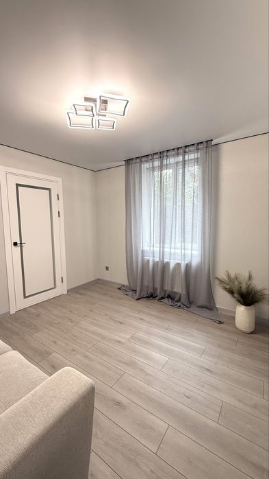 Оренда будинок (дуплекс)  Крюківщина центр поруч школа Київ 5км