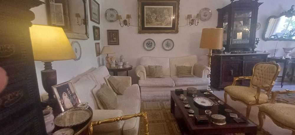 Vende-se T2 convertível em t3 -- Zona Privilegiada de Cascais