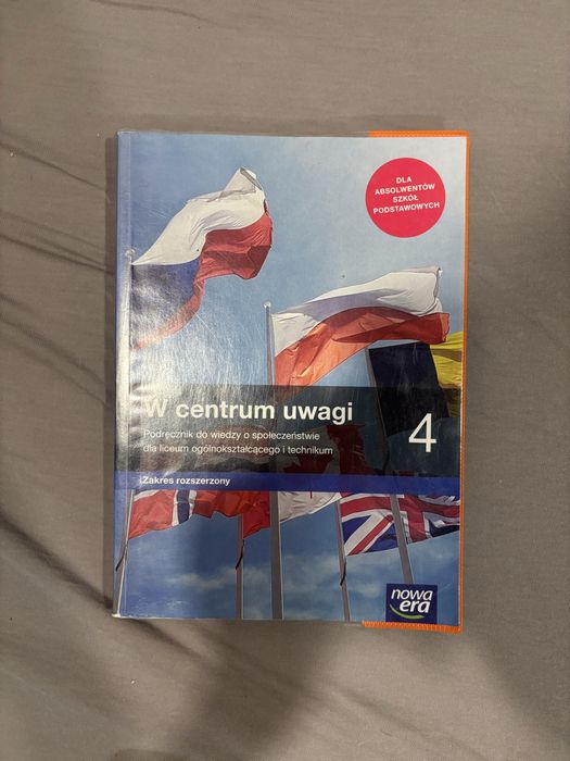 Podrecznik w centrum uwagi 4 zakres rozszerzony