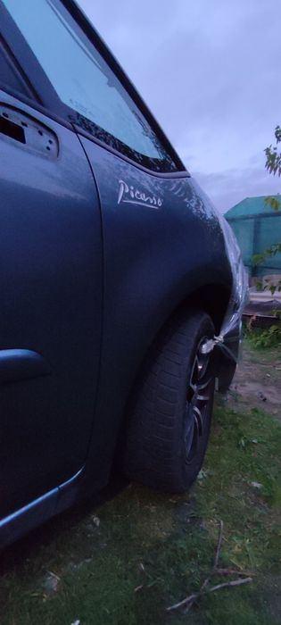 Разбираю citroen c4 picasso 2,0hdi 2007г