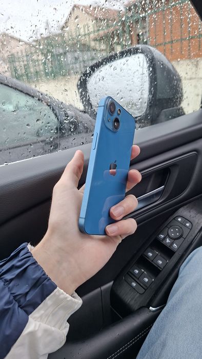 iPhone 13 – Como Novo | Bateria 100%