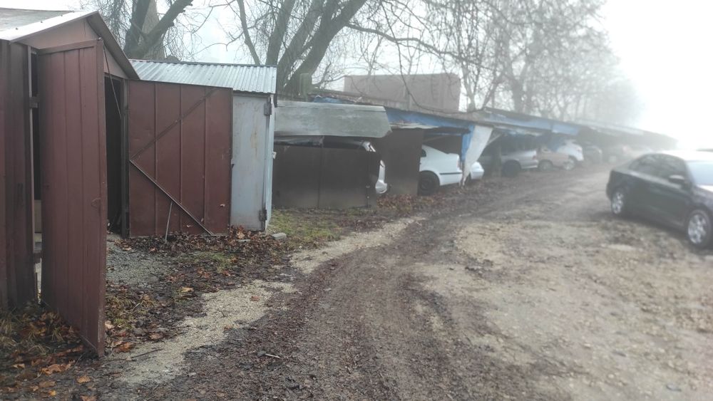 Гараж металевий каркас