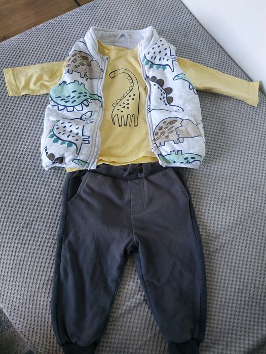 Komplet dla chłopca rozmiar 74