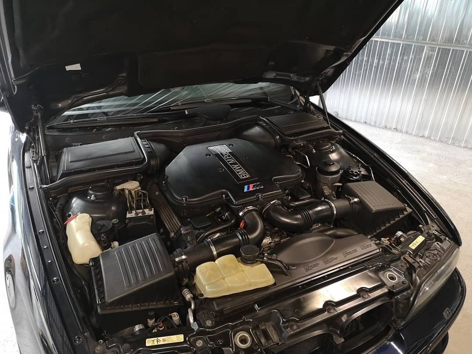 BMW E39 M5 Carbonschwarz