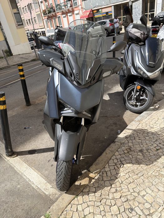 Yamaha Xmax  300