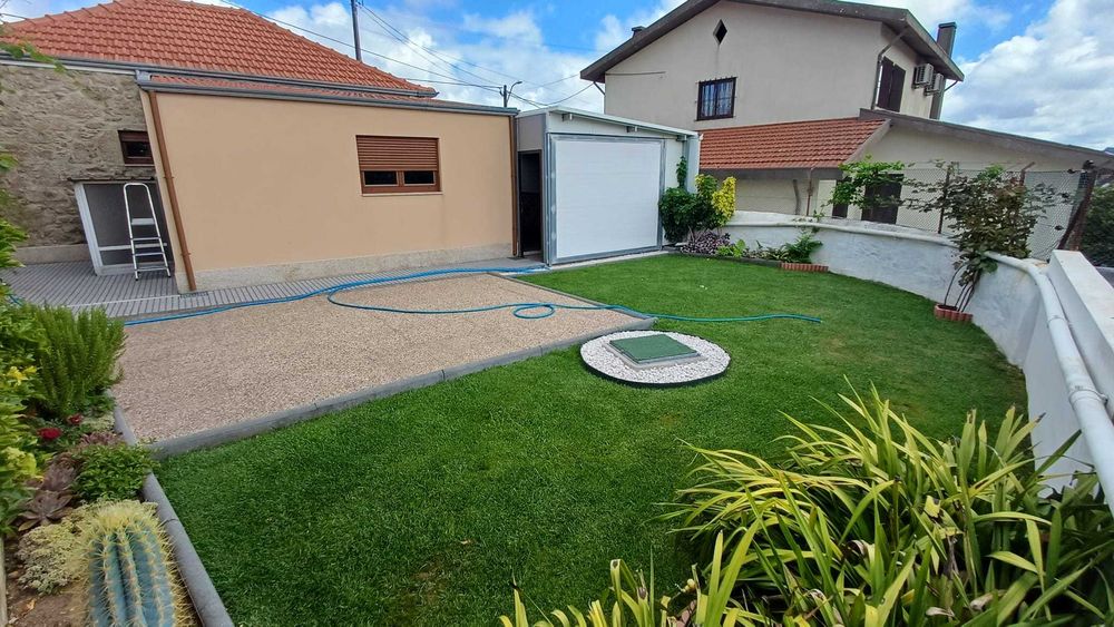 Casa Térrea Independente com garagem e zona lazer