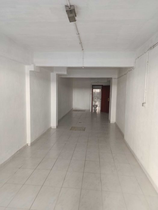 Vendo Garagem em Queluz
