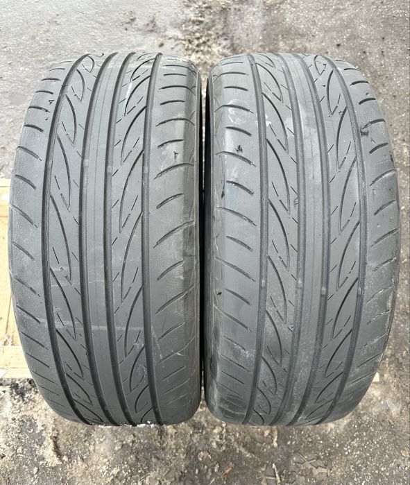 Шини 235 50 18 97V Yokohama Advan Fleva пара