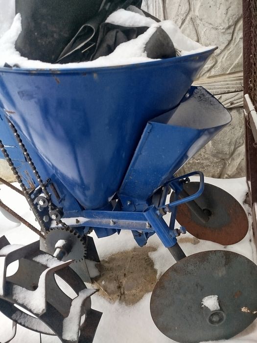 Продам мотоблок дизельный 12 л/с, фреза.