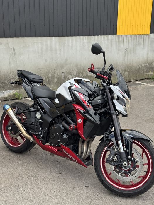Suzuki Gsx-S 750
