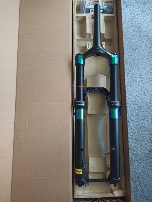 Amortyzator RockShox 35 Gold RL Solo Air 29" tapered BOOST 150mm E-MTB