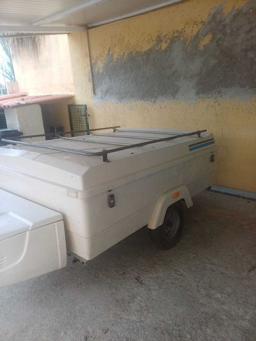 Auto tenda Royal Saurium