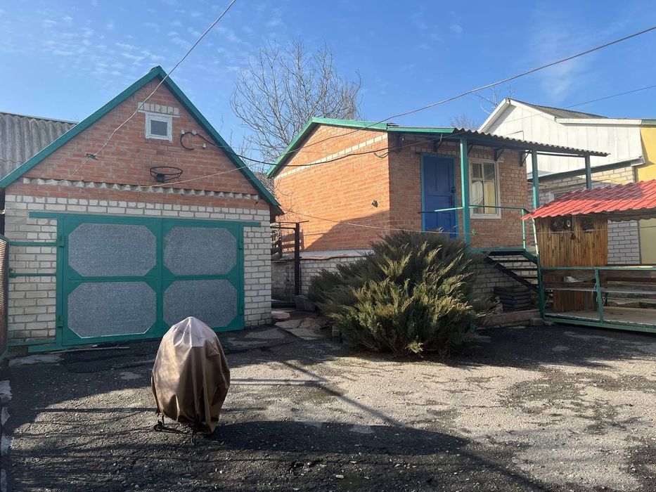 Продам будинок у місті Барвінкове