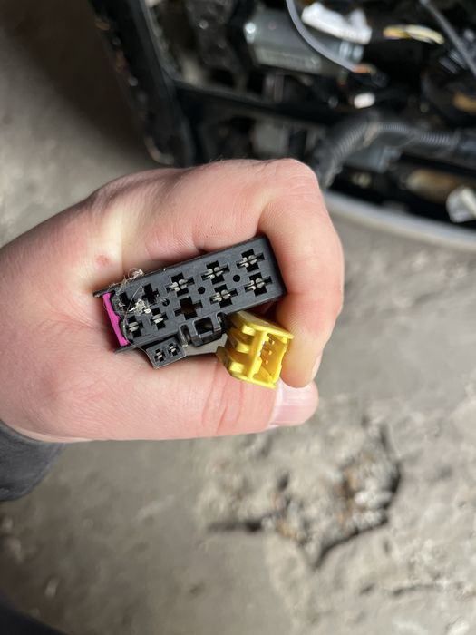 Fotele Skoda Superb 2