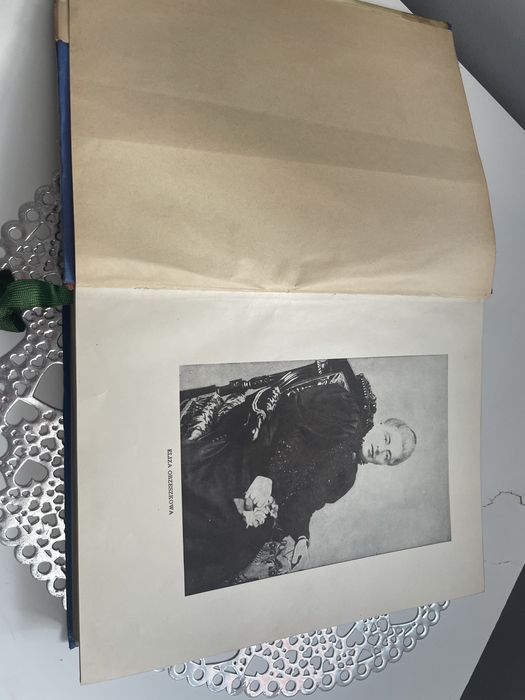 Stara książka „Eliza Orzeszkowa” 1952 r.