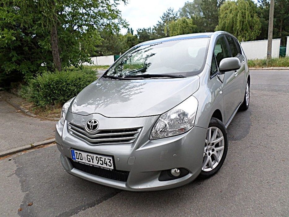 Toyota Verso 1.8 / 147 PS / Panorama / Navi / Kamera / Stan IDEALNY ! ! !