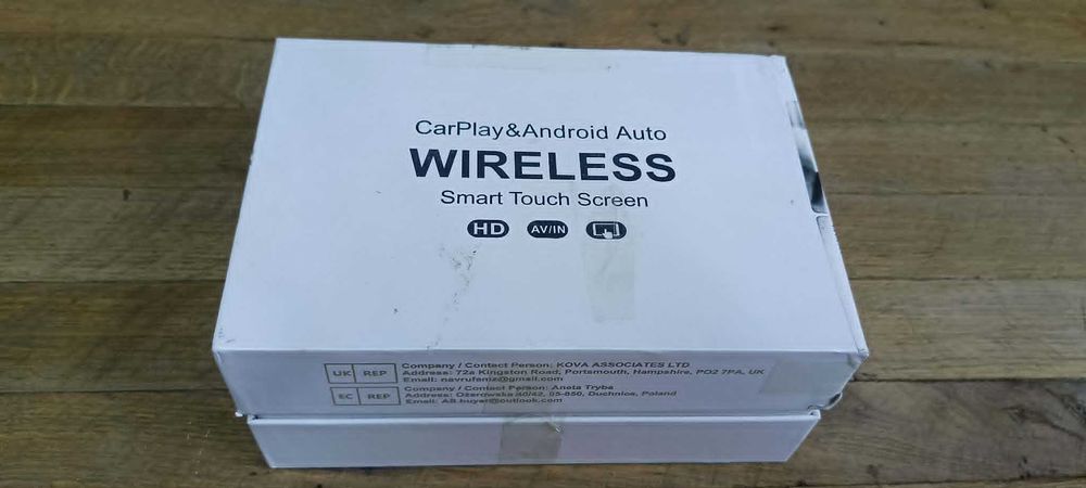bezprzewodowy ekran dotykowy do obsługi CarPlay i Android