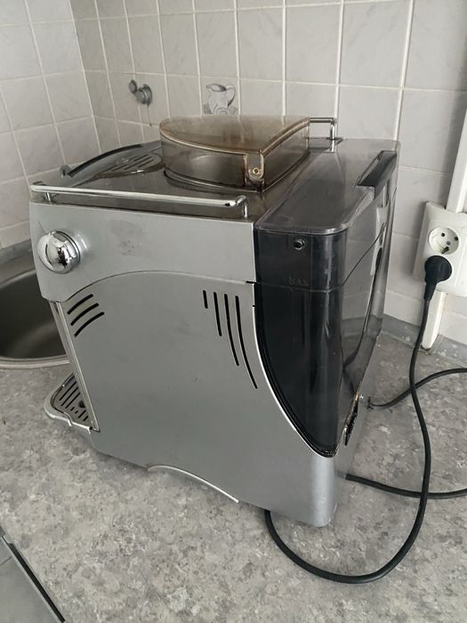 Кавомашина Saeco