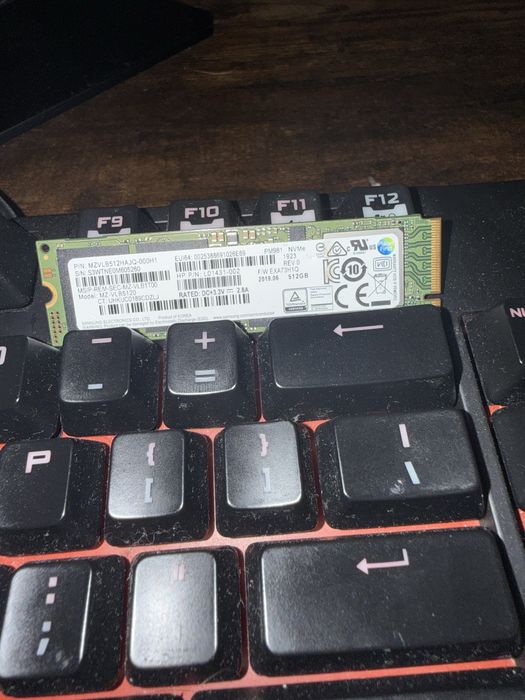 Dysk Samsung PM981 NVMe 512GB