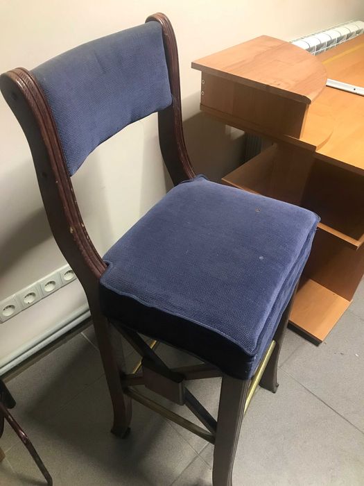 Продам стулья  барные