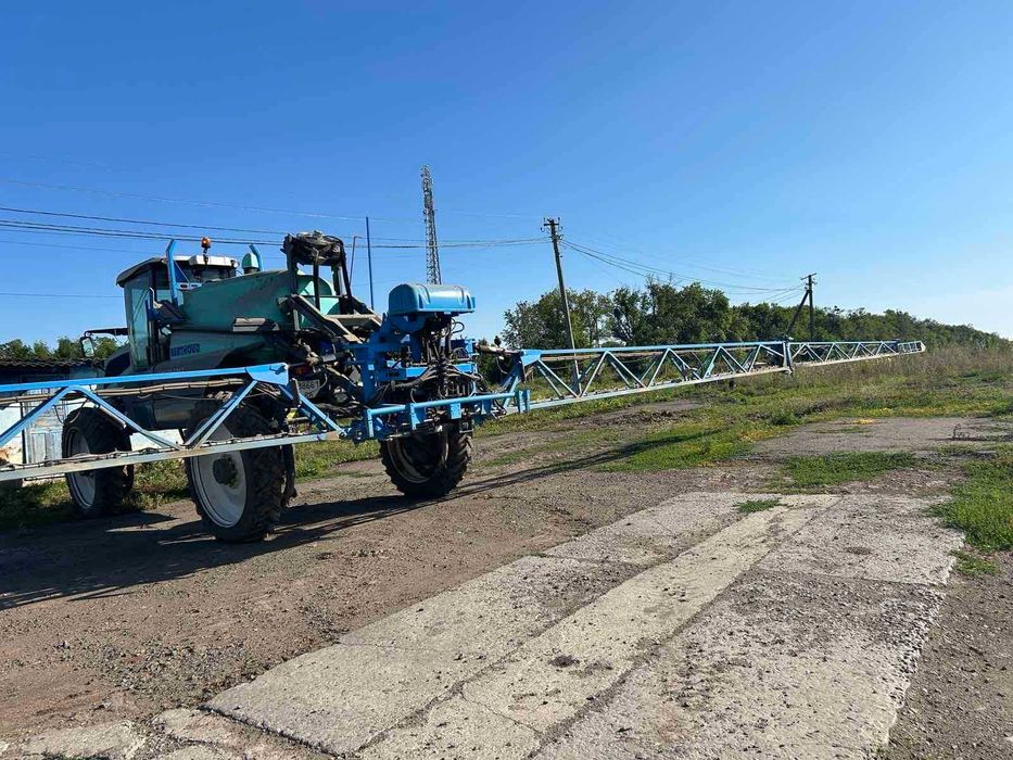 Самохідний обприскувач Berthoud Raptor 4240 HVH