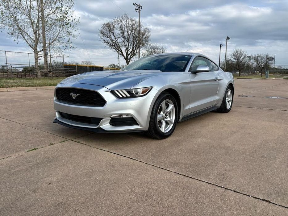Ford Mustang Bardzo Ładny | BEZWYPADKOWY | Bogate Wyposażenie