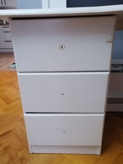 Drewniane białe sosnowe biurko nowa cena