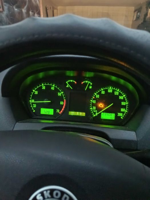 Шкода фабія автомат