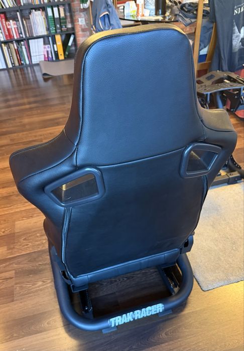 Cockpit TR8 Pro V2 c/ Cadeira