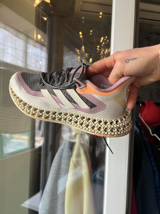 Продаю деякі оригінальні та б/у речі