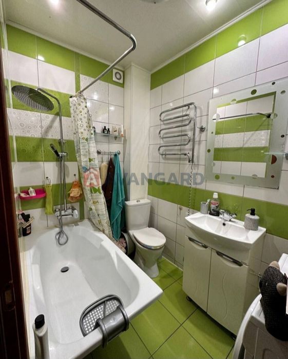 Кв.2х.к.перший поверх,дніпровський р-н,Сергія Синенка9.