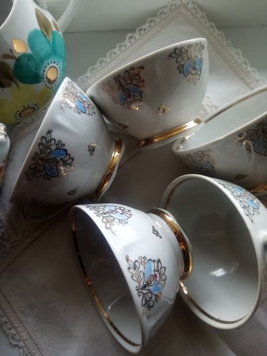 Заварники, чашки  фарфор