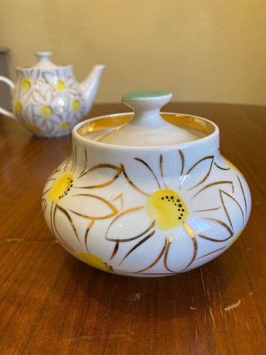 Чайный сервиз "Золотая ромашка" Барановка, винтаж
