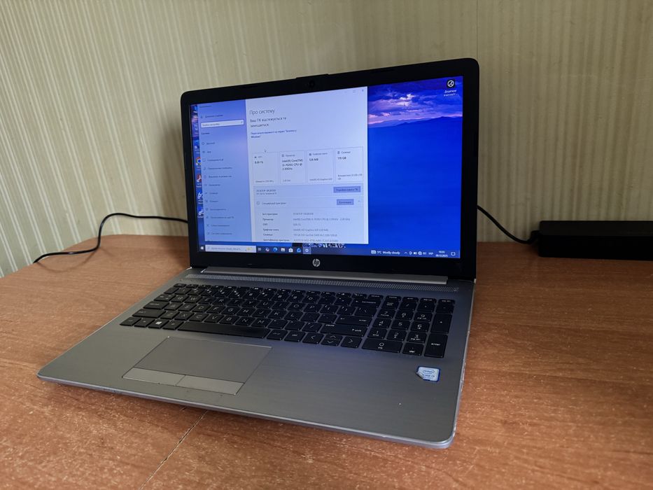 Ноутбук HP 250 G7 core i3 7gen