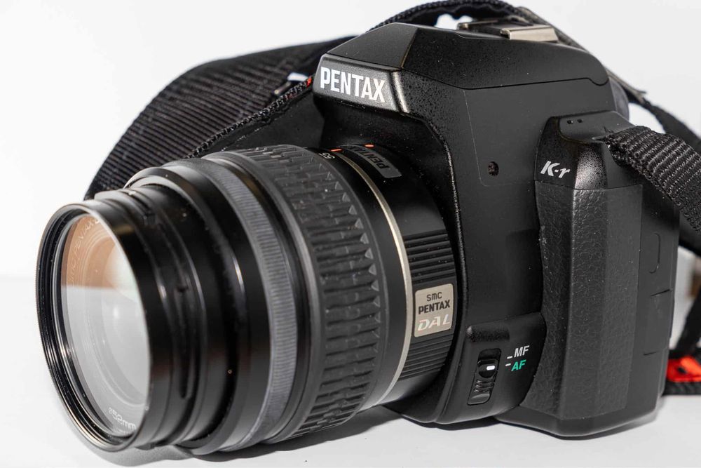 Pentax K-r z obiektywem 18–55