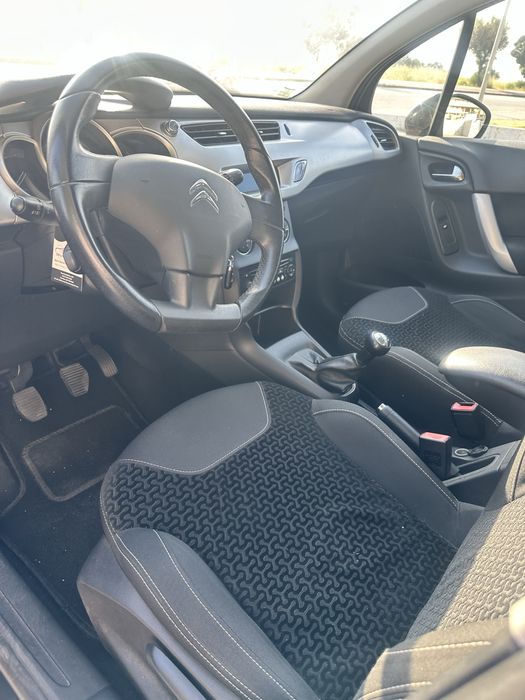 Citroen C3 1.4 gasolina teto panoramico 78000kms