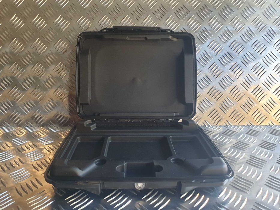 Удароміцний кейс Pelican I1075 для iPad і клавіатури