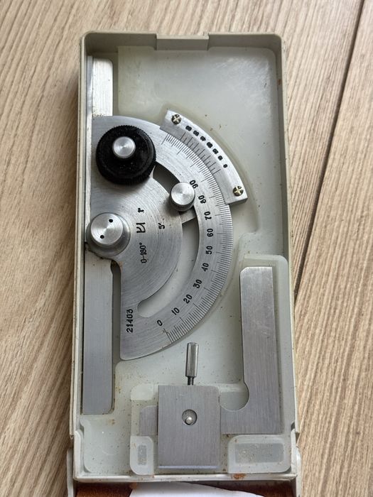 Угломер с нониусом тип 1 модели 5УМ СССР