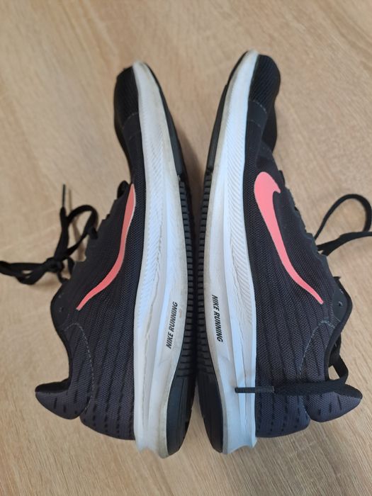 Nike damskie do fitnessu, rozmiar 37,5