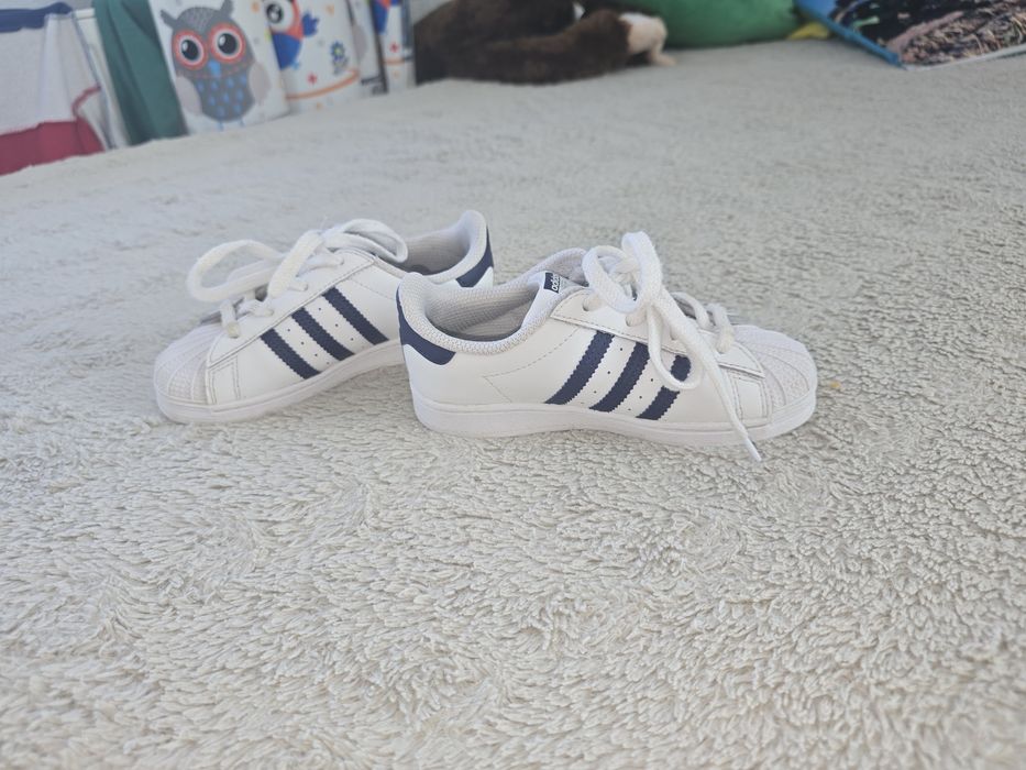 Sprzedam buty Adidas superstar 27