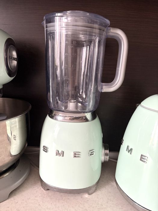 SMEG blender kielichowy